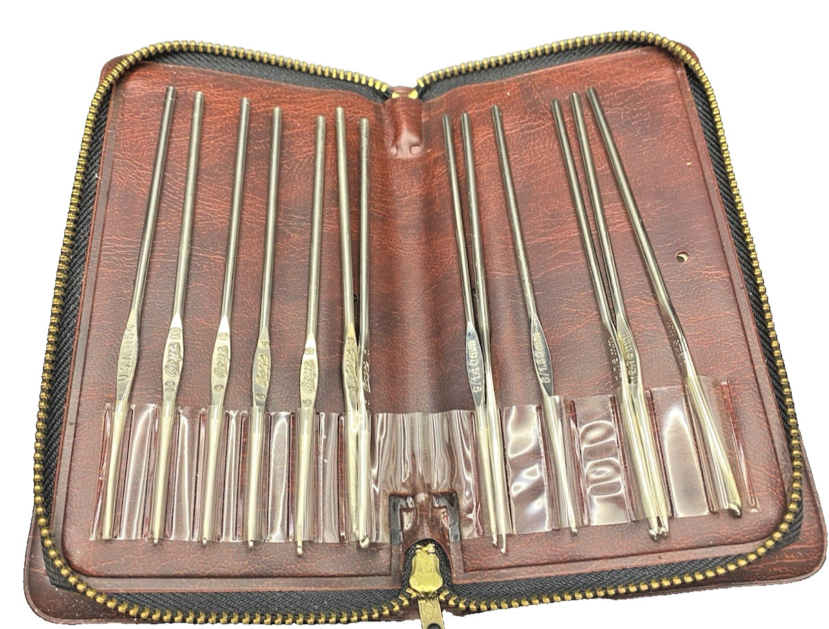 Vintage Boye Crochet Hook Set Metal Hooks w/ Case Mixed USA Markings