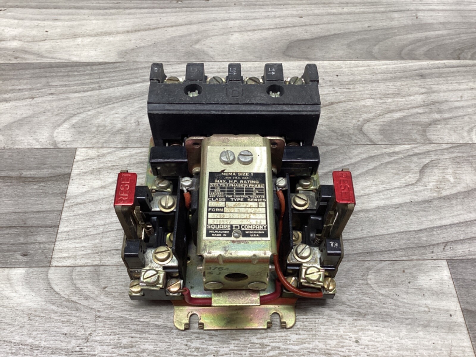 SQUARE D 8536 CO-3 SIZE 1 MOTOR STARTER110-115V COIL #02G181PR7*CO