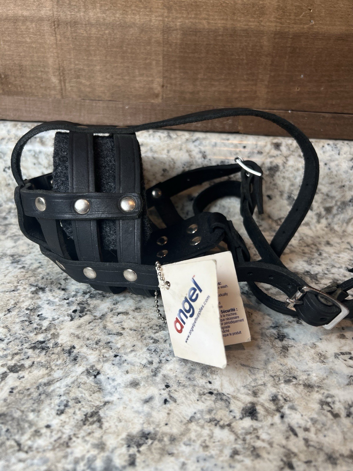 NWT Angel Leather Basket Muzzle BM3 - Short Snout Muzzle For Boxers Bulldogs