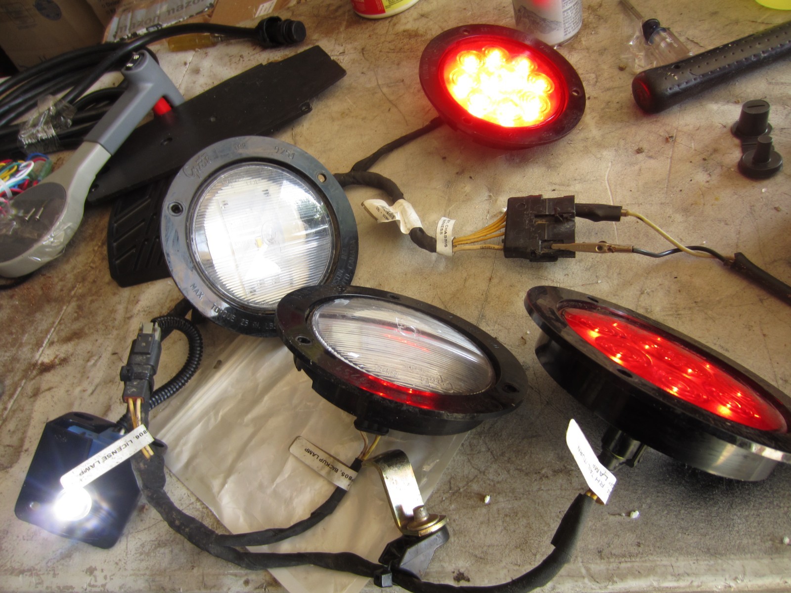 OEM Paccar Tail Light Harness - P92-5522-1720 + 45 grote lights