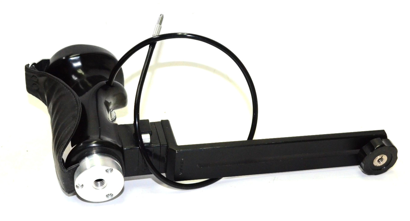 VIVITAR QUICK RELEASE CAMERA FLASH BRACKET W/CABLE SHUTTER RELEASE -NOS in Boxes