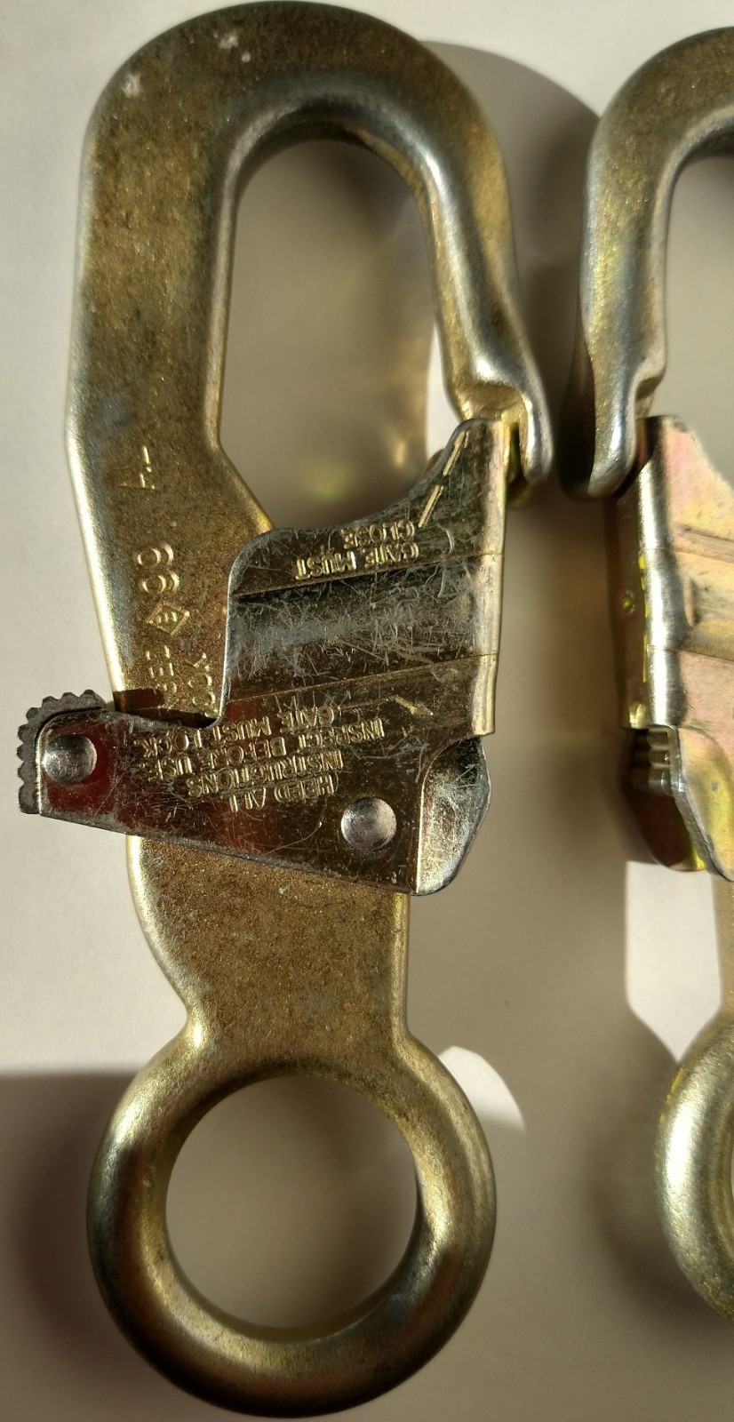 Double Acting Auto Locking Snap Hook 3600lbf 16KN Pre-owned Safety Equipment