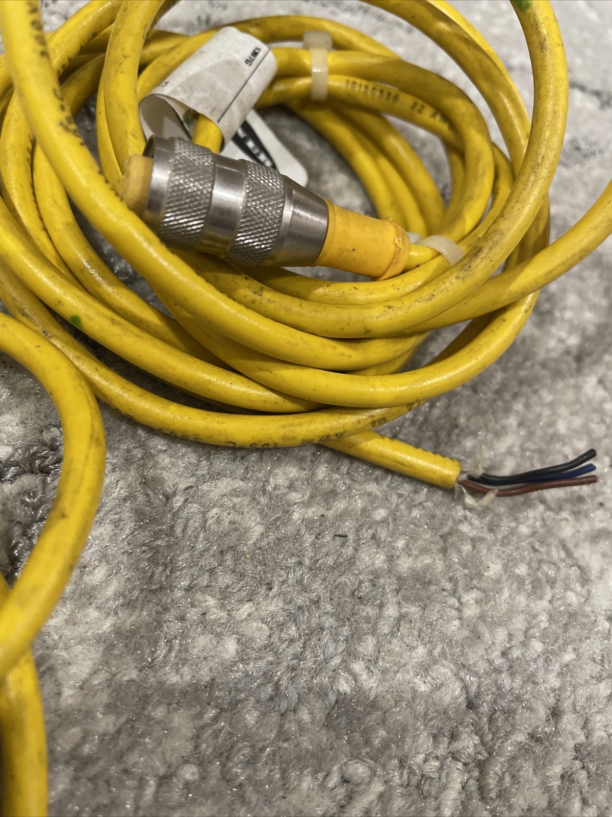 (2) Banner U8556 Euro Fast Cable ***FREE SHIPPING***