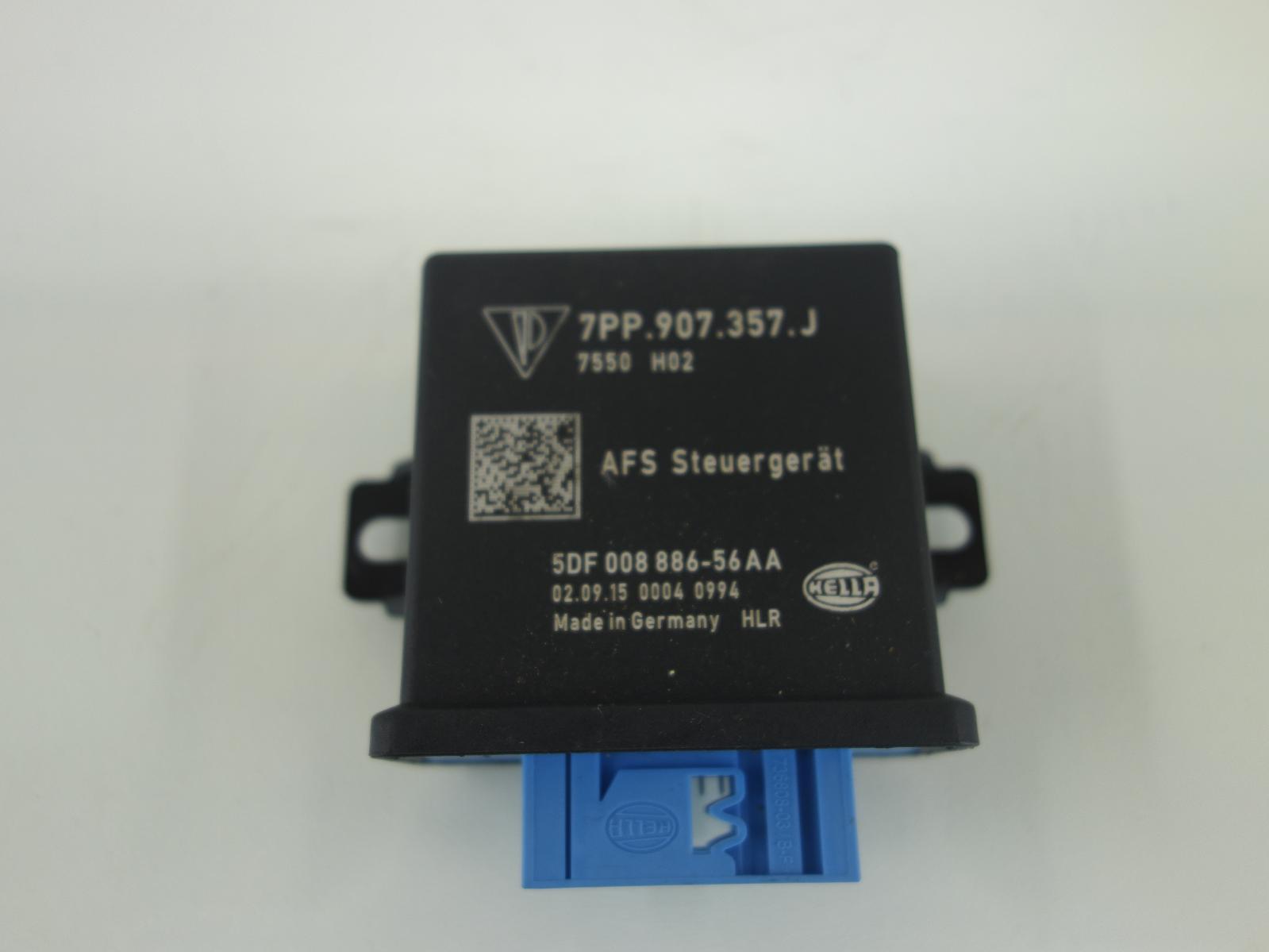 16 PORSCHE MACAN Headlight Headlamp Light Lamp Range Control Module 7PP907357J