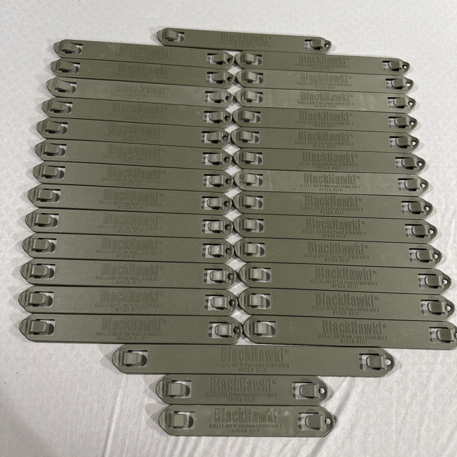 BUNDLE OF 30 MOLLE BLACKHAWK STRIKE MOUNTING SPEED CLIPS - Size 7 - 9 - 5