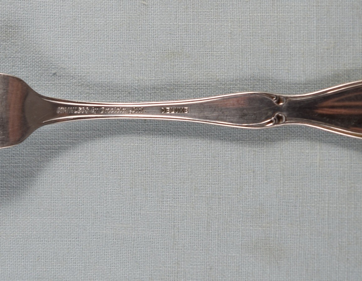 Oneida Deluxe Stainless STRATHMORE 1 Dinner Fork 7 1/4"