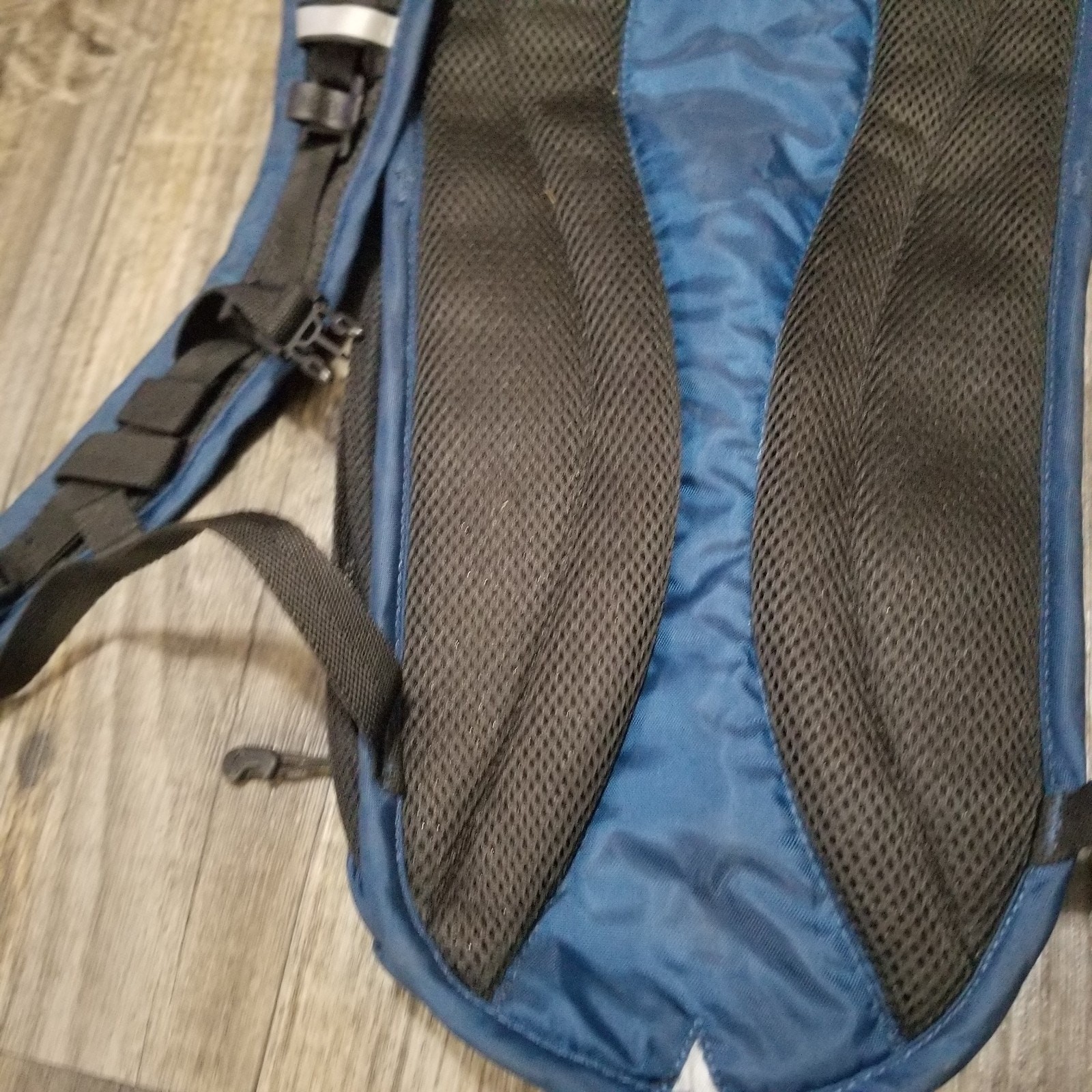 Camelbak Velocity 2.5L 85oz. Hydration Pack Black Blue (No Bladder)