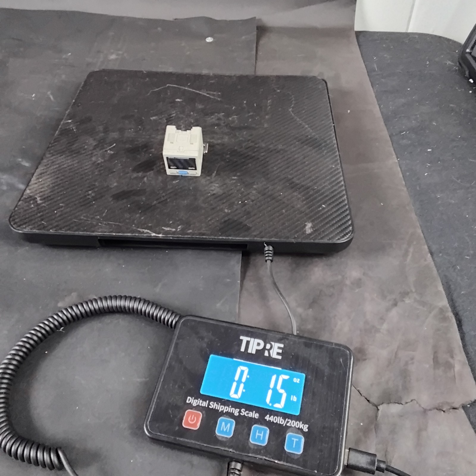 SMC PSE303-M PRESSURE DISPLAY ($40 OBO)