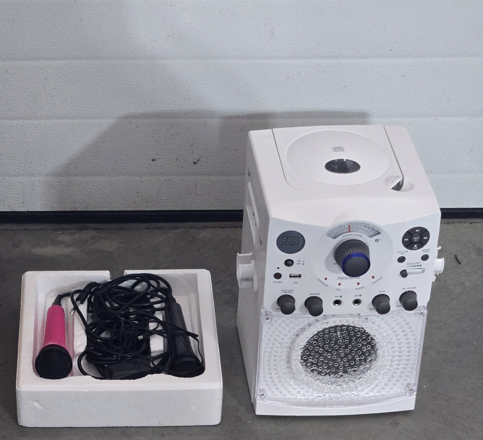Singing Machine SML385UW Karaoke System – CDG, Bluetooth, Microphone – with CD