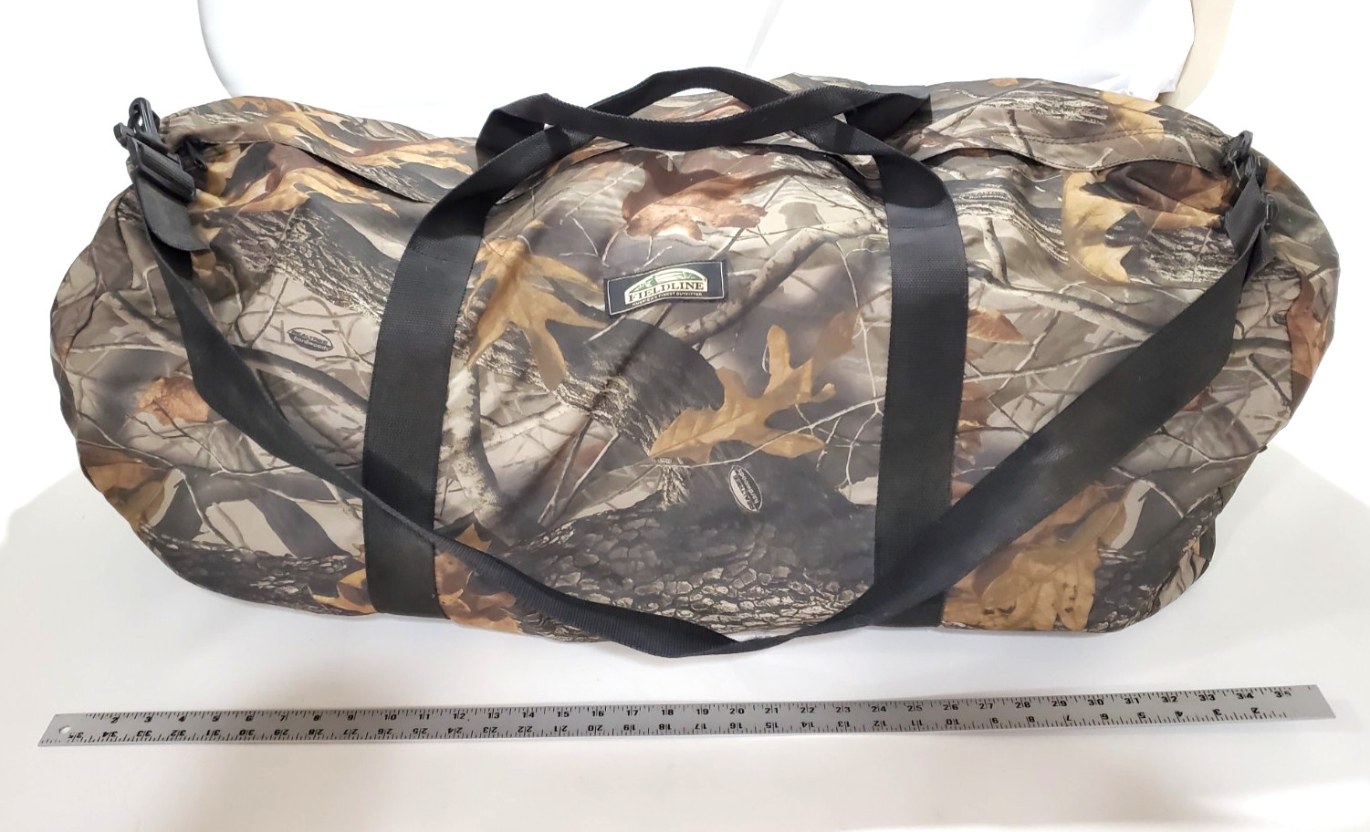 Fieldline Realtree Hardwoods Camo XL Duffle Bag Hunting Gear Outdoor