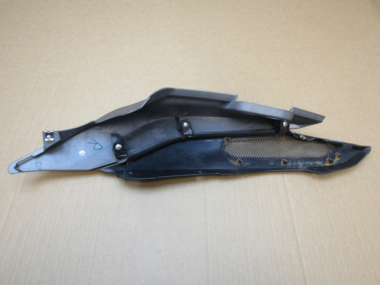 Benelli BN 125 2022 4,232 miles right tail fairing panel (11691)