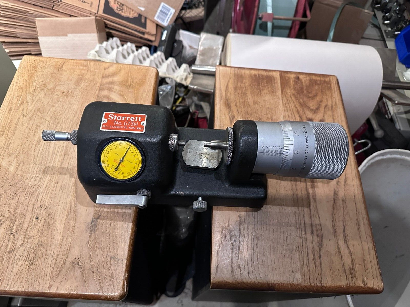 Starrett 673 M (Metric) Direct-Reading Bench Micrometer - .002mm Resolution