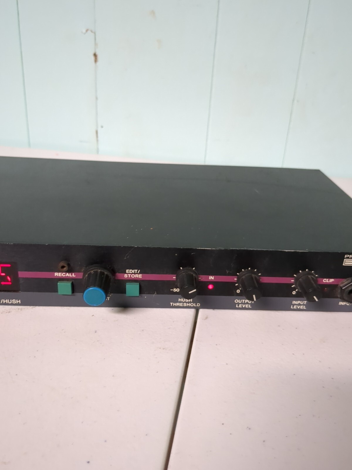 Rocktron Programmable Bass preamp/hush Guitar Rack Processor, Powers On/Untested
