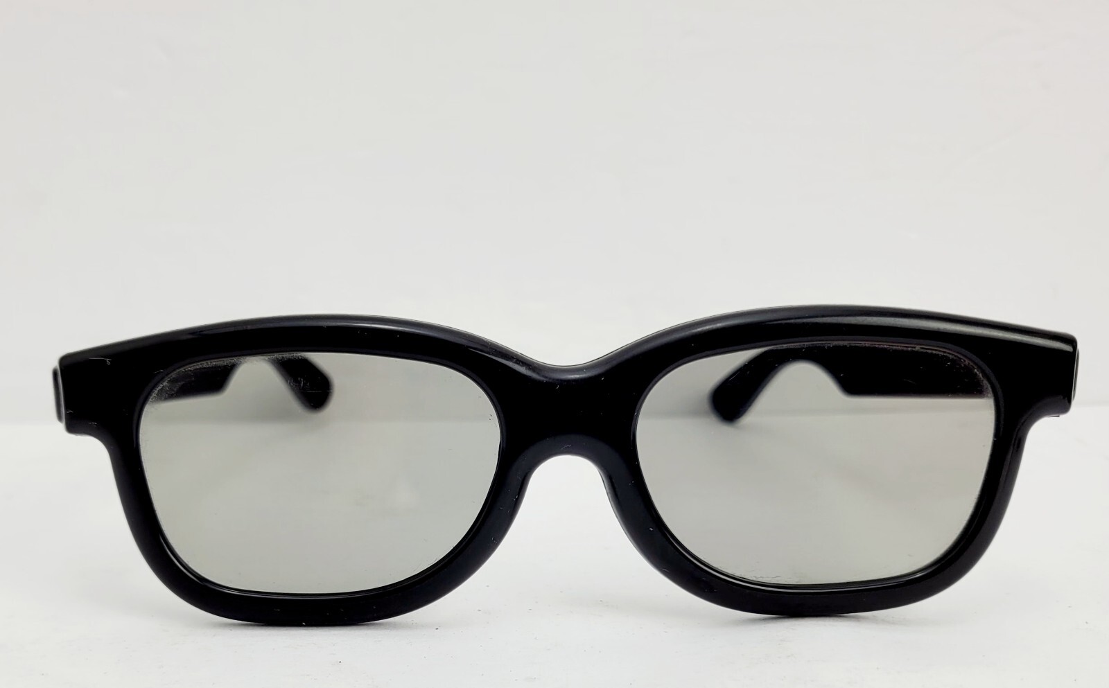 RealD 3D Glasses Full Frame Passive Real D For TV Movie Theaters Video Games