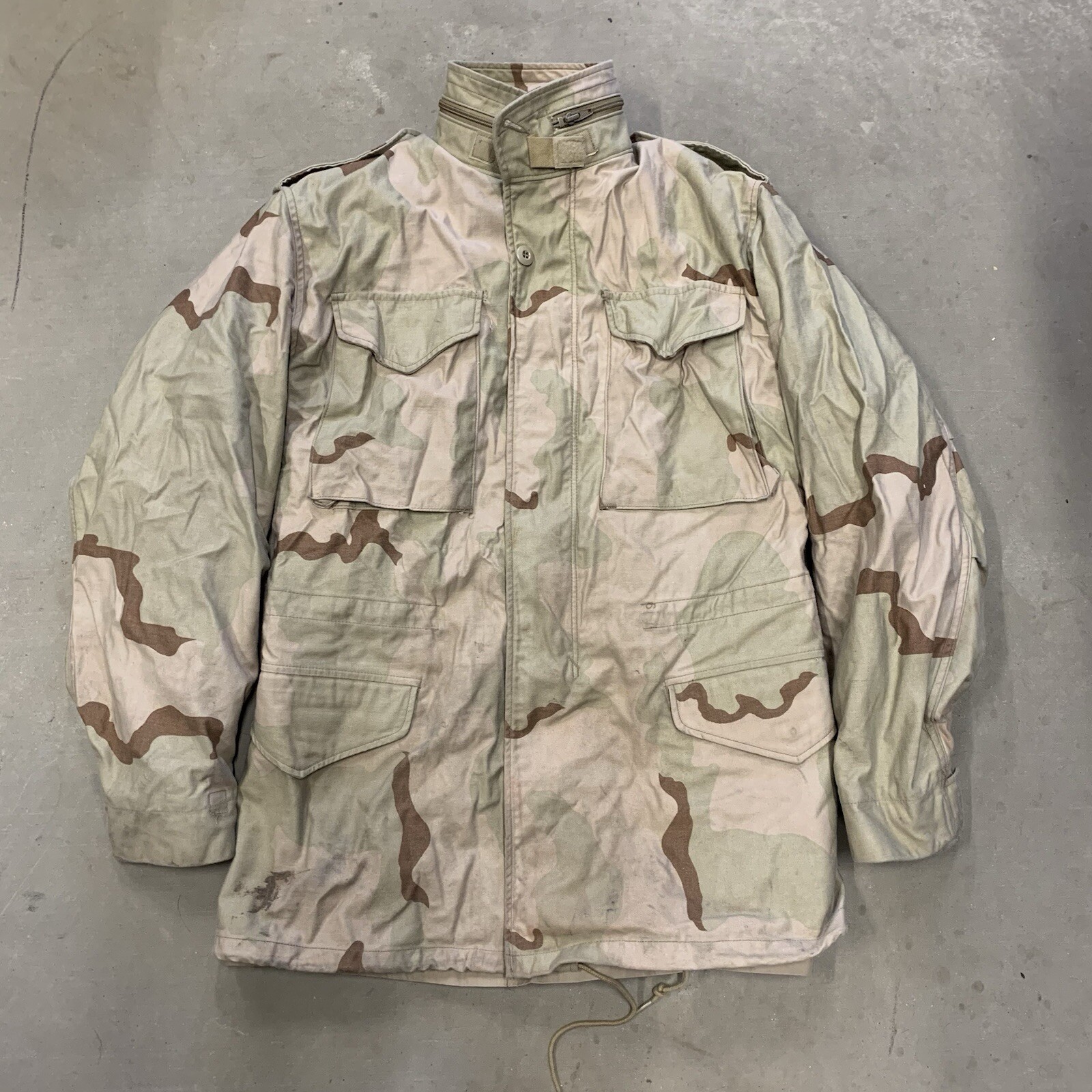 USGI Coat, Cold Weather, Field, Desert Camouflage Pattern, Size Small Long, EUC