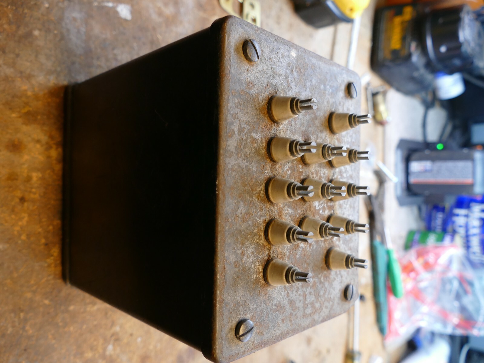 Tube equipment transformer NOS