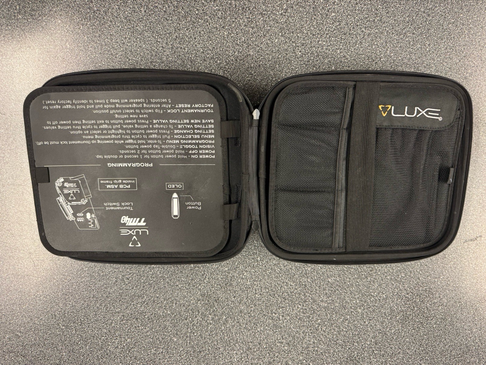DLX LUXE TM-40 OEM case. RARE!