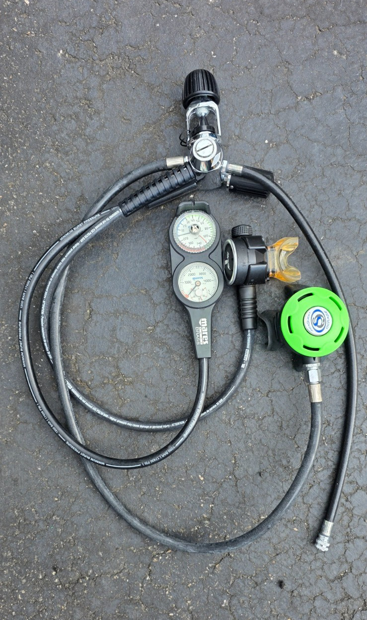 Mares Scuba Regulator Package USED