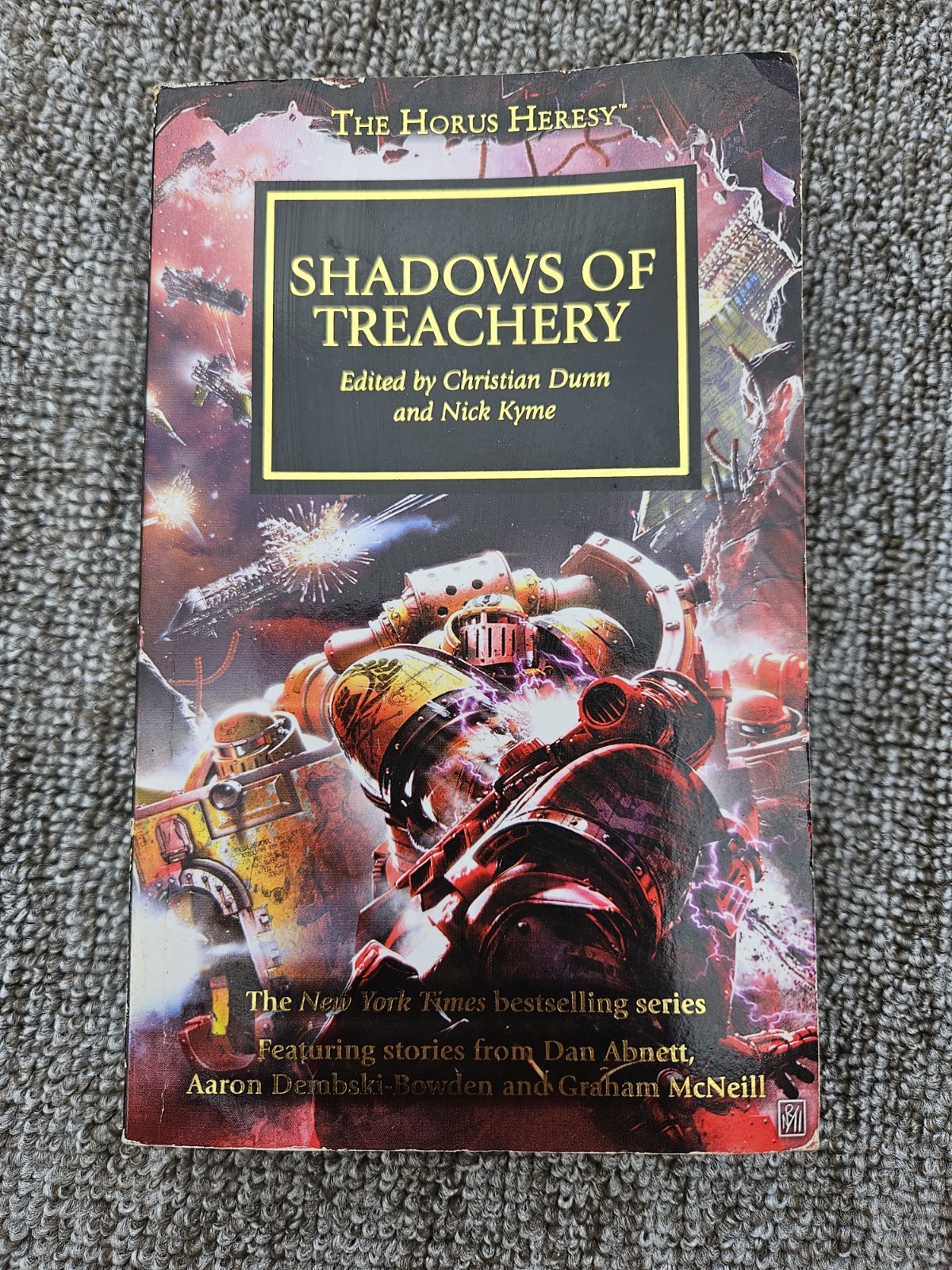 Warhammer Horus Heresy Shadows of Treachery Book 22 1st Edition Paperback