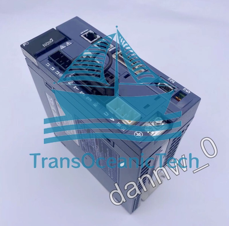 New in box Fuji RYH401F5-VV2 AC Servo Drive
