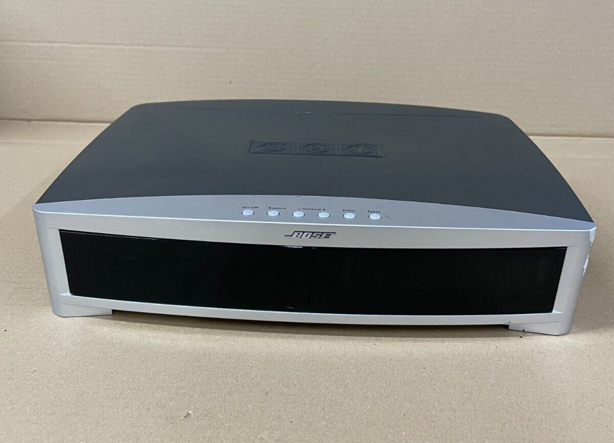 BOSE Model AV3-2-1 III Media Center - No Cables - Console Only
