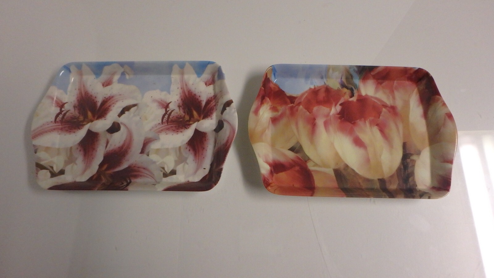 Floral Flower Design Trinket Jewelry Catch Trays Plastic Lot of 2 10x6