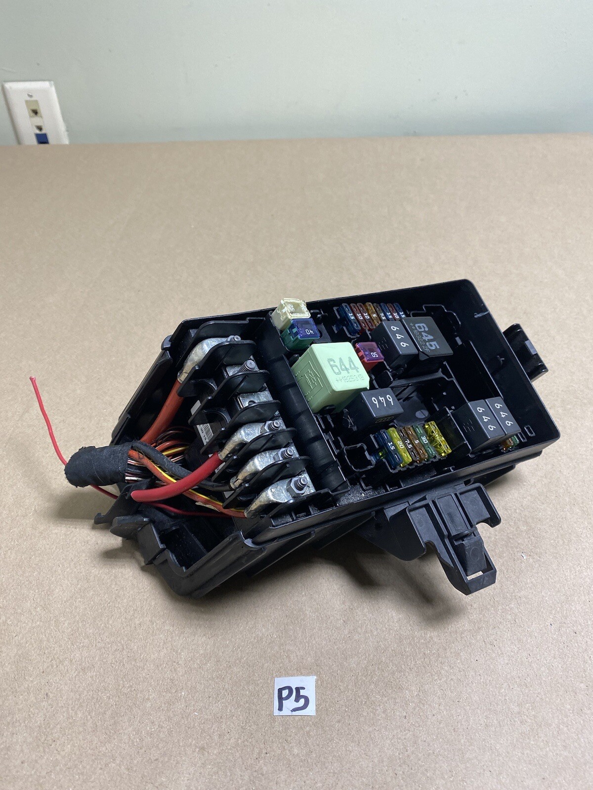 15-19 Volkswagen Golf MK7 5Q0 907 361D Fusebox Fuse Box Relay Unit Module P5