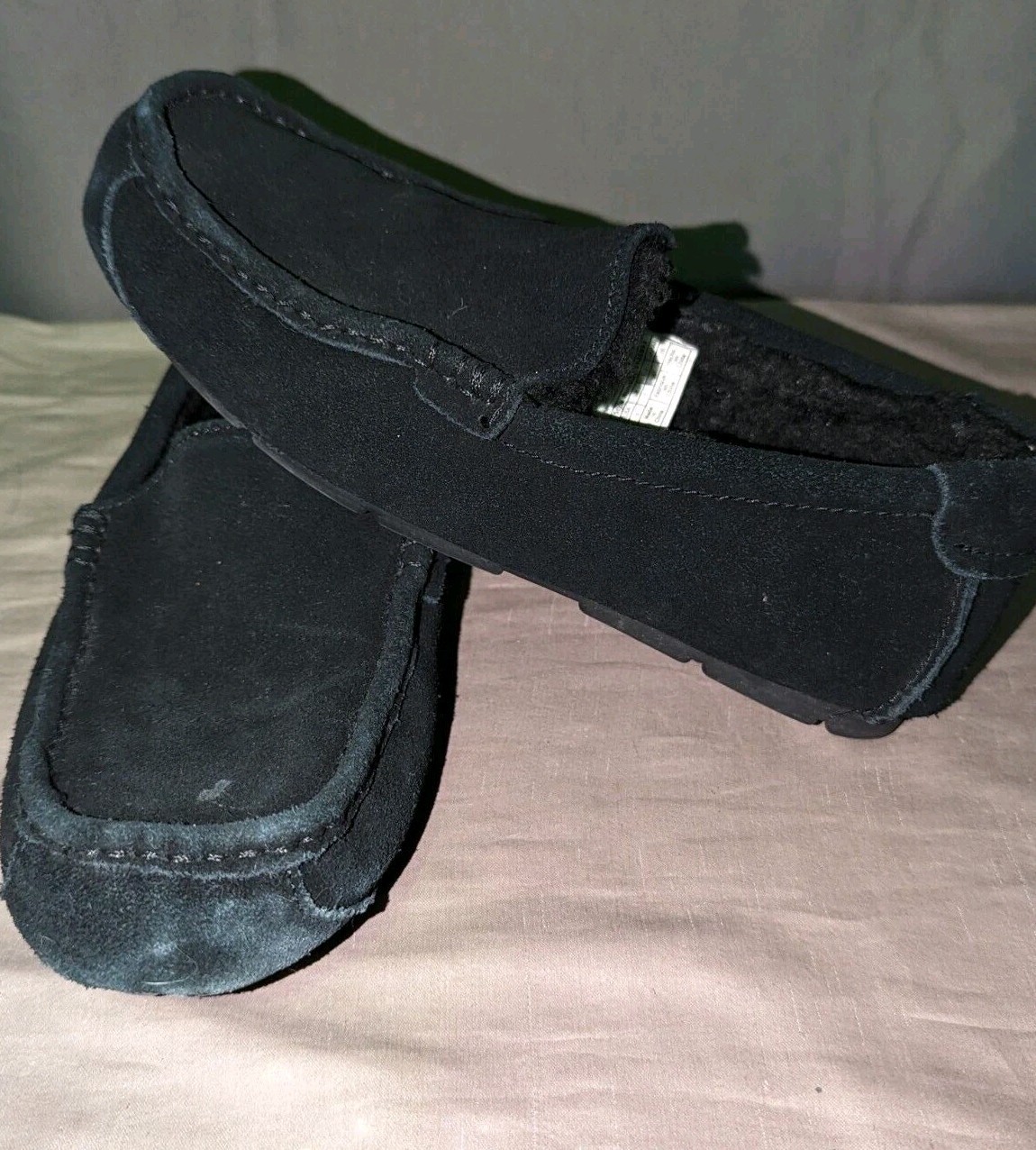 Koolaburra Slippers Mens Size 8 M Black Tipton