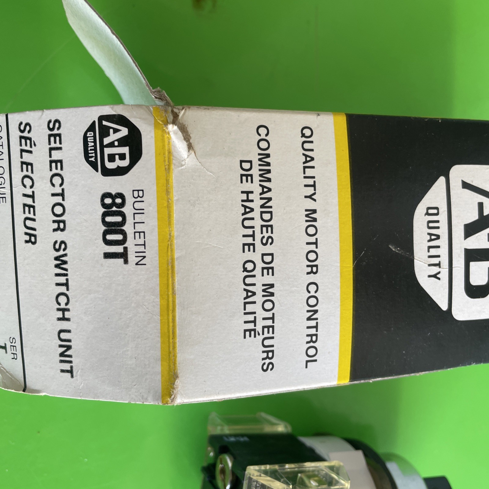 Allen-Bradley 800TH2A Knob Selector Switch