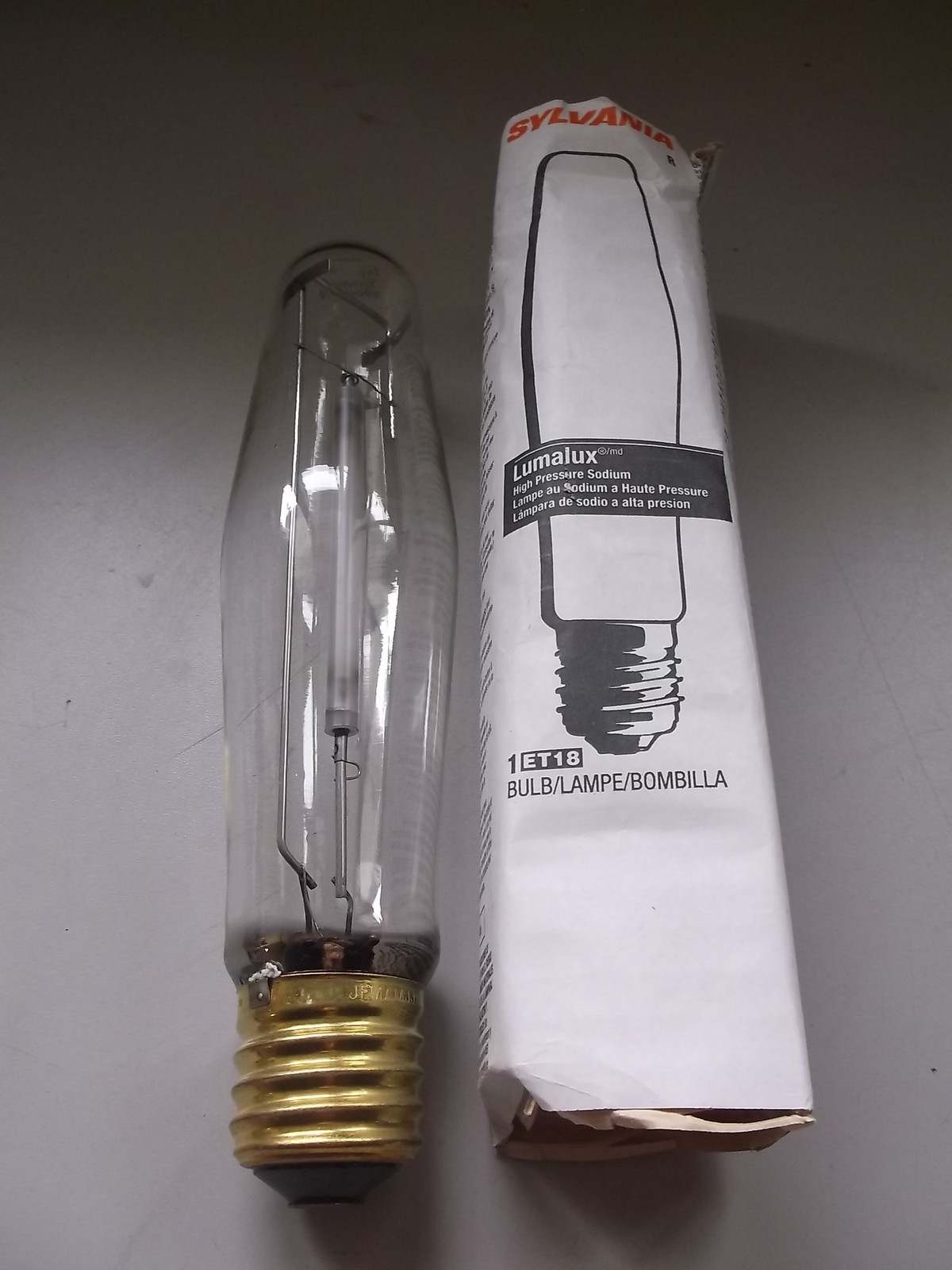 NEW Sylvania 250W LU250/ECO High Pressure Sodium Light Bulb  *FREE SHIPPING*