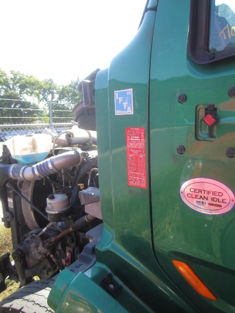 For 2019 PETERBILT 579 COWL Left ,  MD