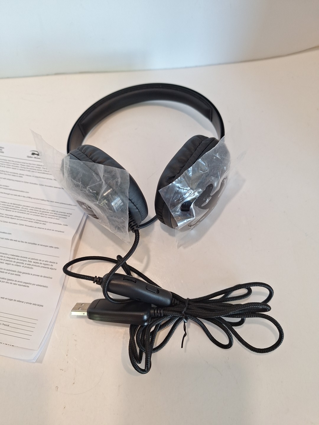Cyber Acoustics AC-6012 Wired Stereo USB Headset With Microphone Gaming Cans