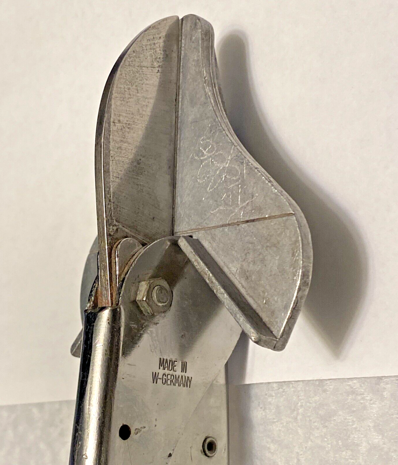 Original Lowe Hand Mitre Cutter Made In Germany