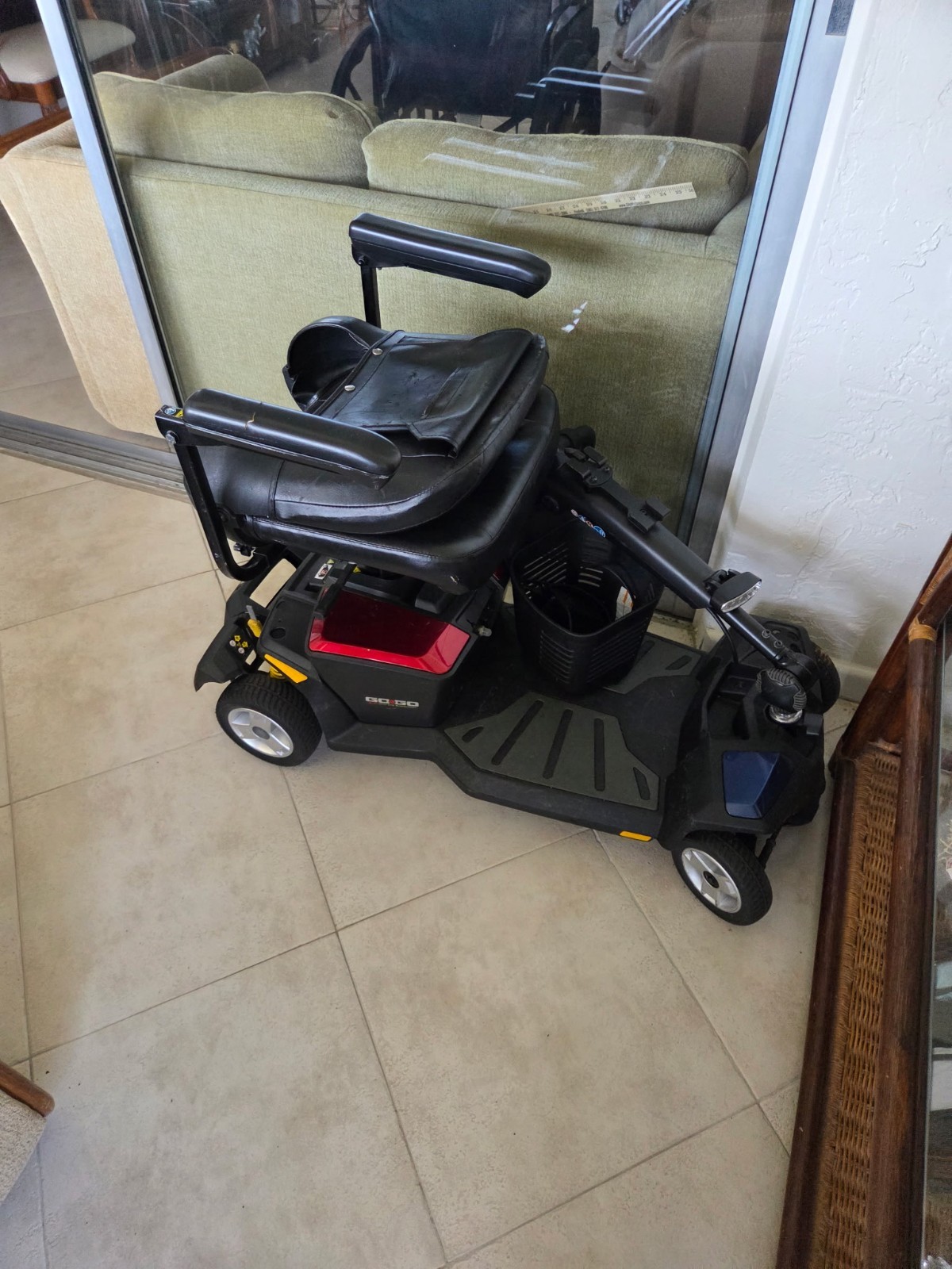 Pride Mobility Go-Go 4-Wheel Electric Scooter w/ Swivel Seat, Basket, CE