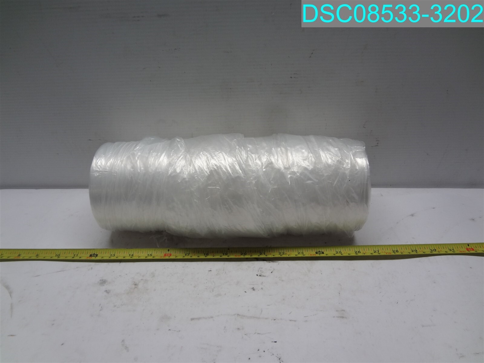 QTY=250: CLEAR PLASTIC BAG ON A ROLL 23" L X 10" W