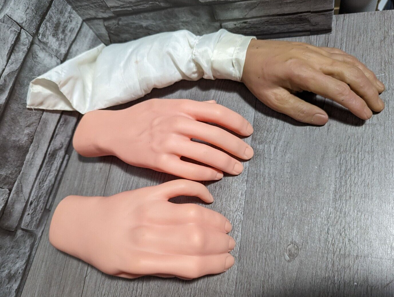 Hands Arm Halloween Prop Lot Severed Corpse Decor Horror Body Parts