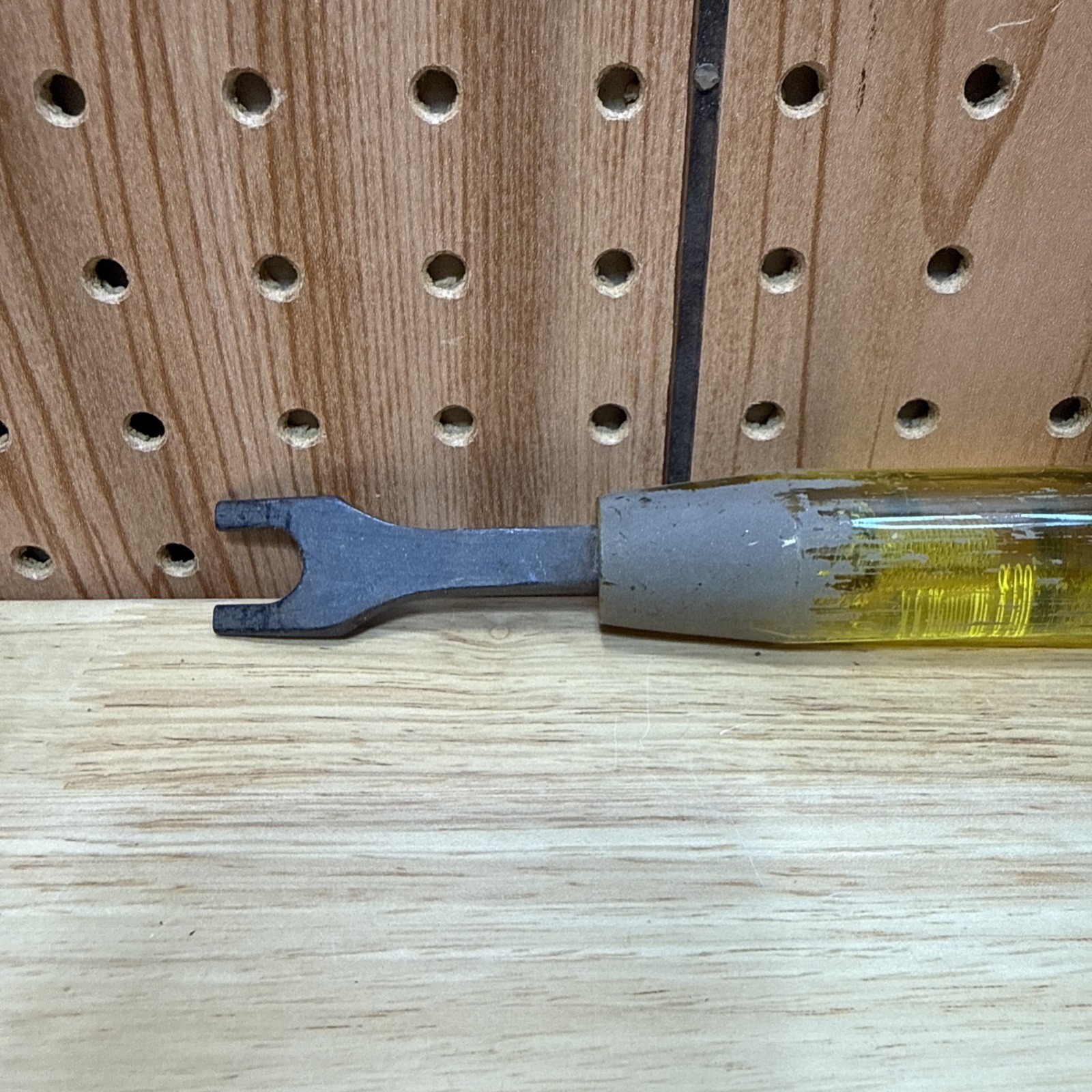 Vintage CS Osborne Staple Lifter Tack Puller