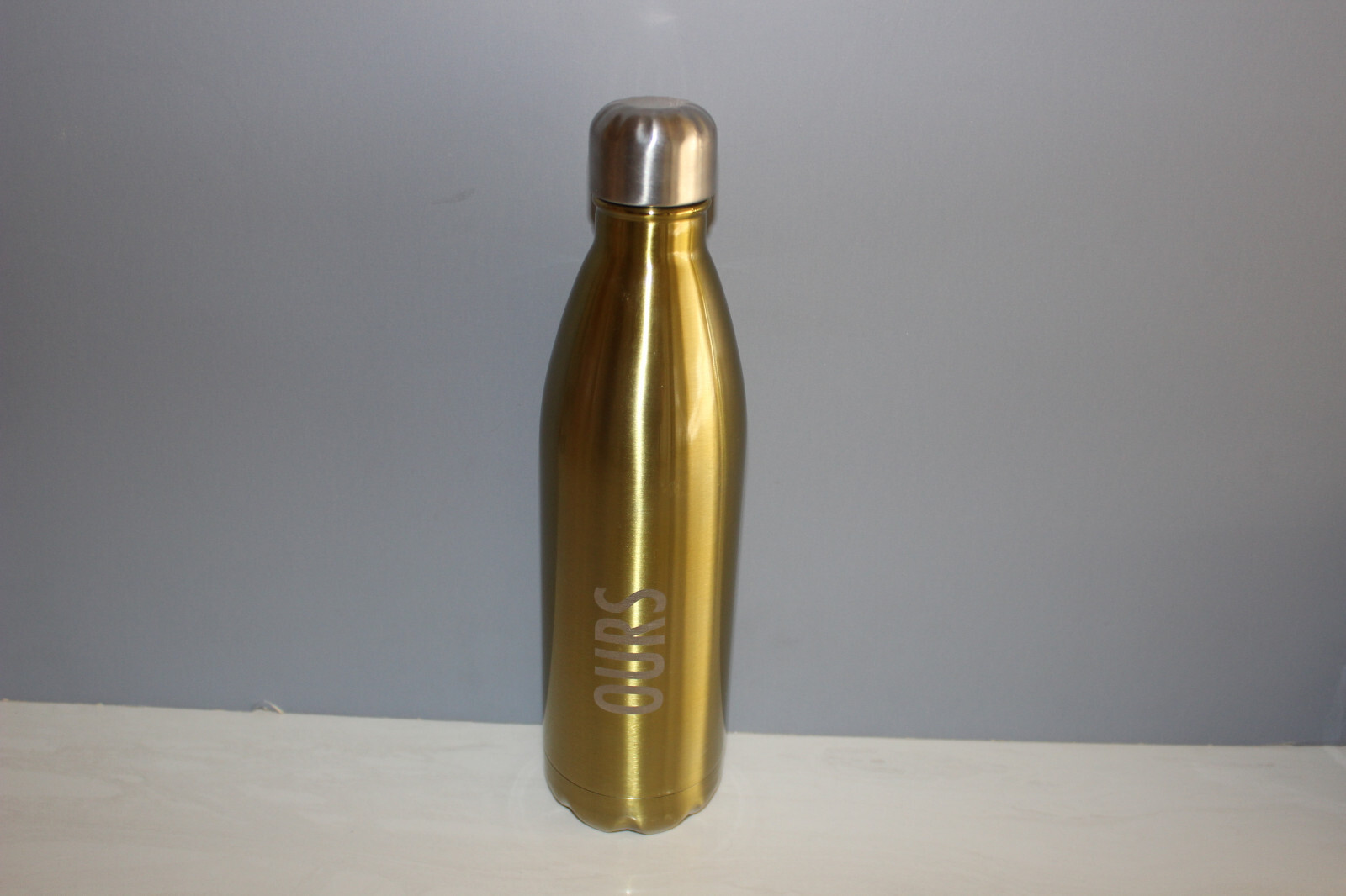 S'well Vacuum Water Bottle Gold "OURS"  25oz Stainless - EUC