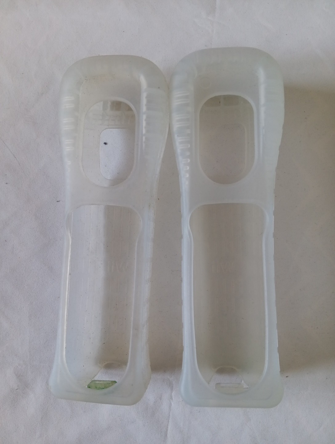 Nintendo OEM Wii Remote Wiimote Clear White Jacket Skin 2 Pack
