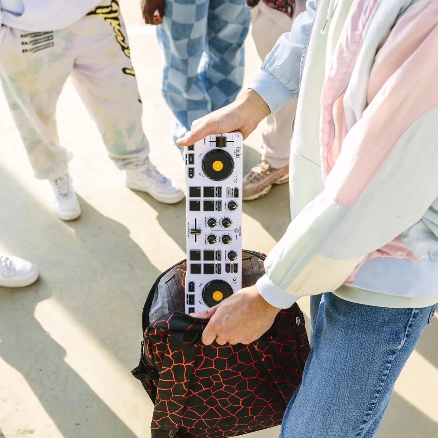 Djcontrol Mix – Bluetooth Wireless DJ Controller for Smartphones (Ios and Androi