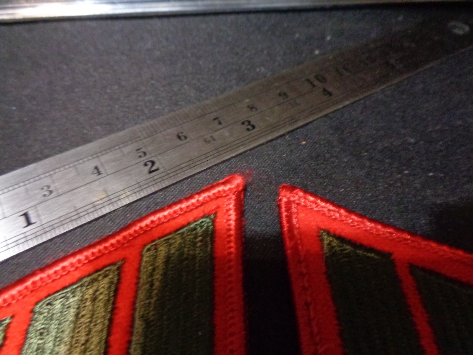 USMC US Marine Male Service Stripes 12 Years Semper Fidelis Green/Red