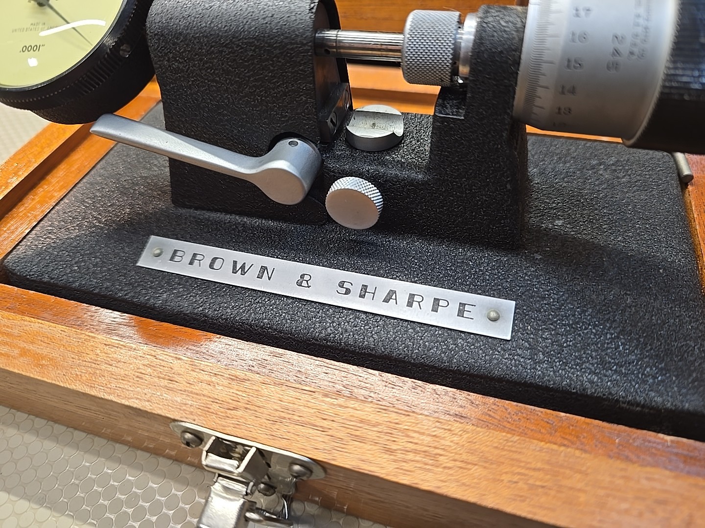 Vintage Brown & Sharpe Indicating Bench Micrometer #245 *MINTY!*