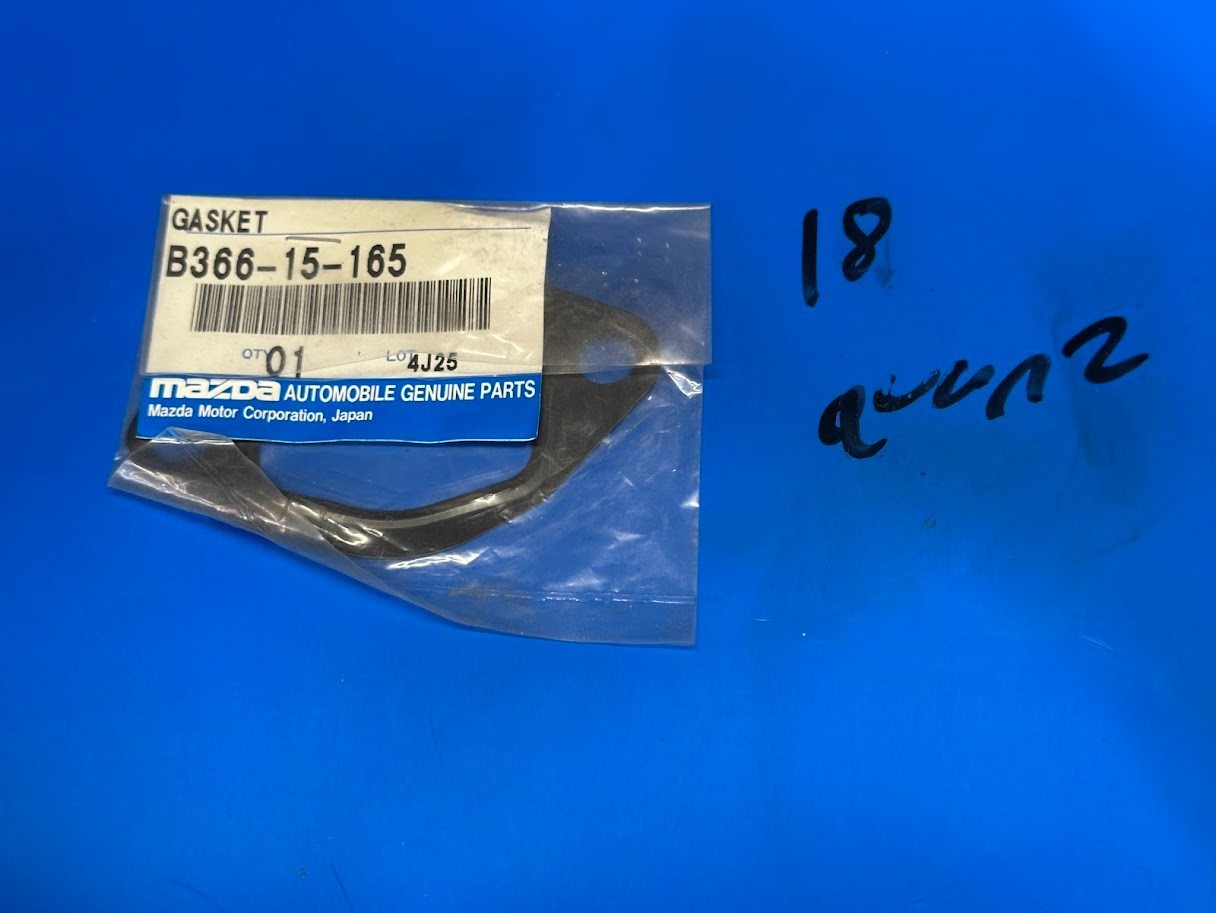 90-97 Mazda Miata NA MX 5 MX-5 OEM Genuine Inlet Coolant Pipe Gasket B366-15-165