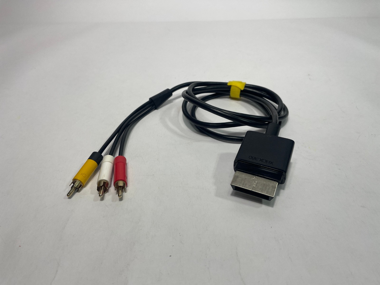 Microsoft Xbox 360 Slim Component Cable Accessory - COMPOSITE AV HD TV RCA CORD