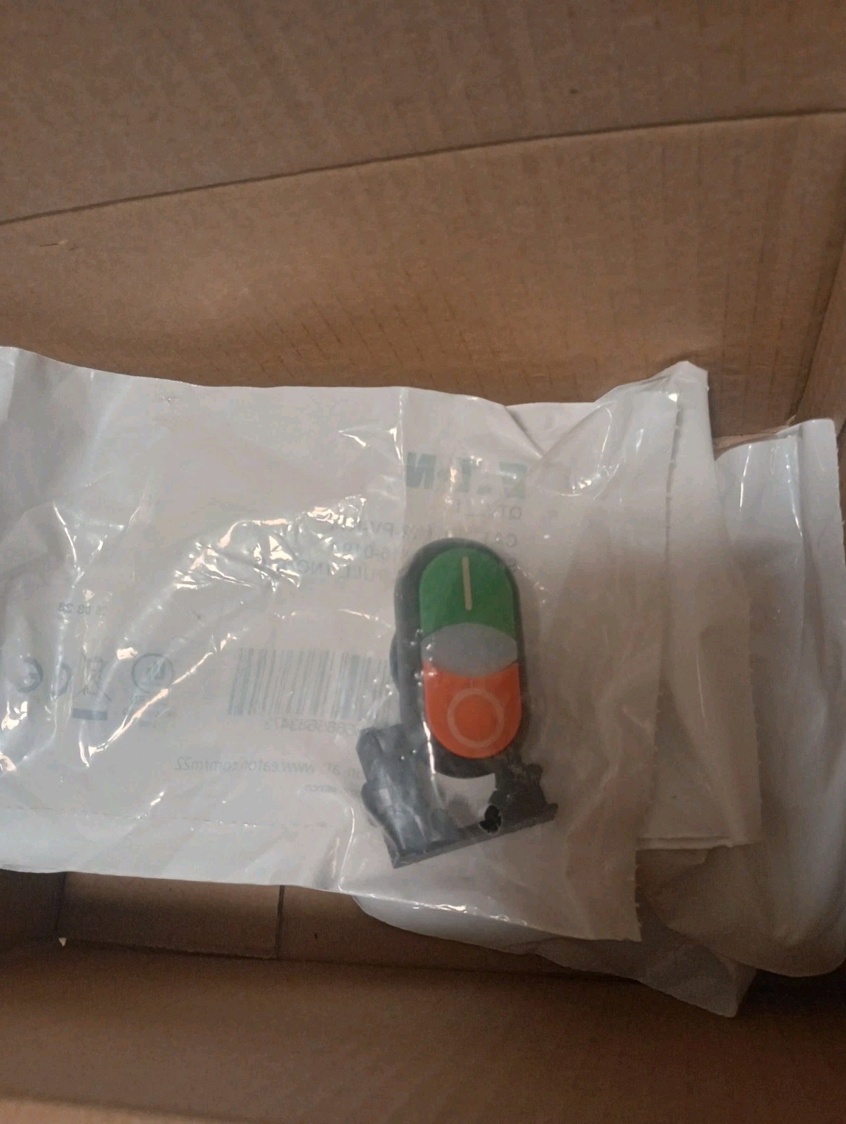 EATON M22-PV-K11 NON-ILLUMINATED EMERGENCY STOP, PUSH-PUSH 1NO/1NC