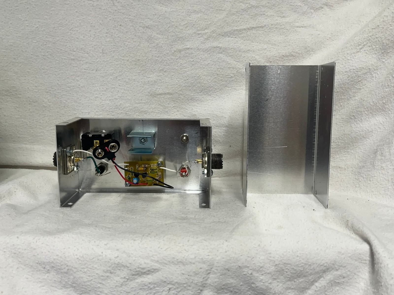 Untested for parts only RF Amplifier
