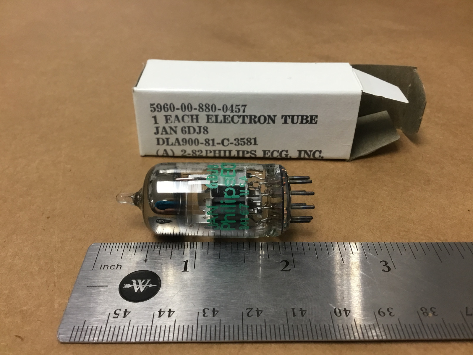 1  PC  SYLVANIA   JAN6DJ8   ELECTRON TUBE, TRIODE   NSN# 5960-00-880-0457