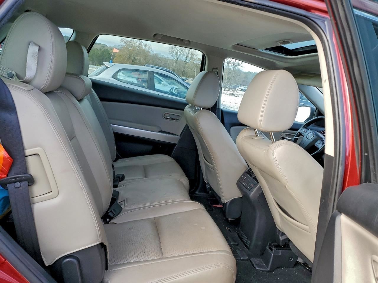CX-9 2015 Glove Box 4996553