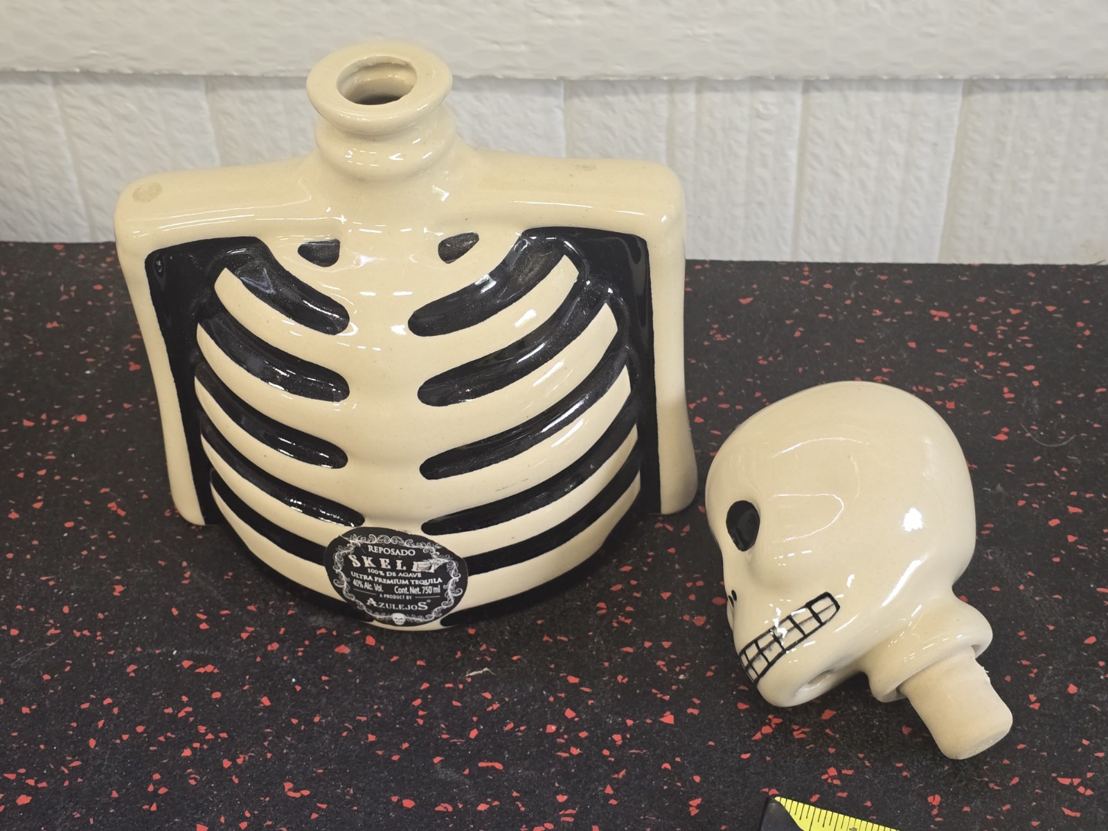 Los Azulejos Skelly Tequila Empty Glazed Pottery Skeleton Decanter (Empty)