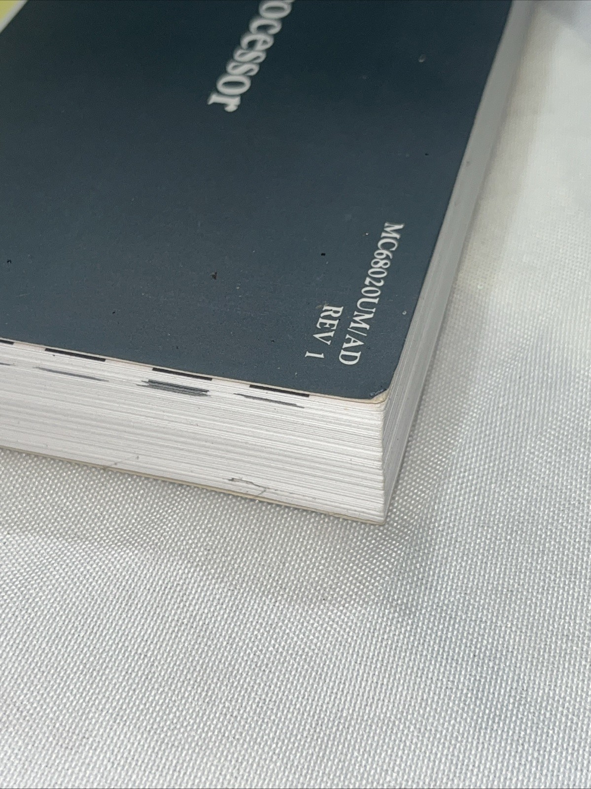 MC68020 32-Bit Microprocessor User's Manual Second Edition VTG 1985 Motorola